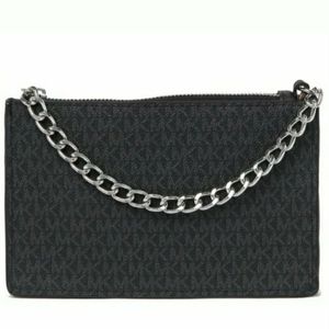 🆕️Michael Kors Pull Chain Black Belt Bag